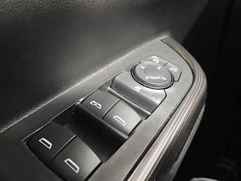 Used 2019 GMC Acadia SLT w/ Black Edition image 16