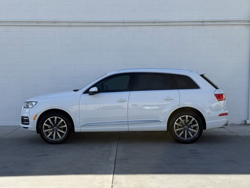 Used 2018 Audi Q7 3.0T Premium Plus w/ Premium Plus Package image 4