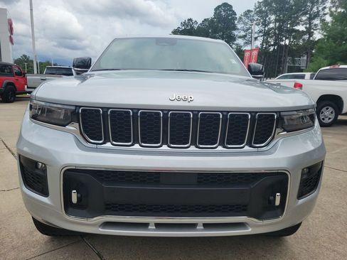 Used 2023 Jeep Grand Cherokee L Overland AWD/4WD image 4