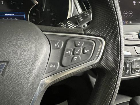Used 2023 Chevrolet Equinox LT image 26