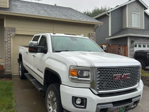 Used 2015 GMC Sierra 2500 Denali w/ Duramax Plus Package image 1
