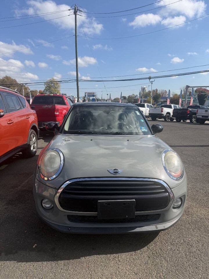 Used 2017 MINI Cooper 4-Door Hardtop FWD image 19
