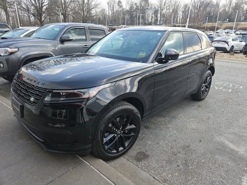 Used 2025 Land Rover Range Rover Velar S image 5