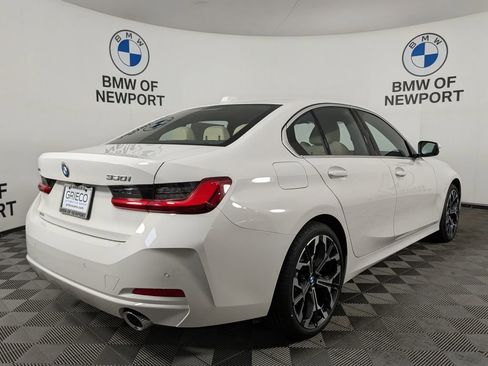New 2026 BMW 330i xDrive Sedan w/ Convenience Package AWD/4WD image 6