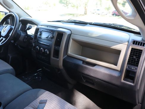 Used 2011 RAM 1500 ST w/ ST Popular Equipment Group AWD/4WD image 17