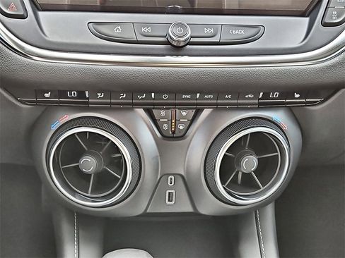 New 2025 Chevrolet Blazer LT w/ Driver Confidence Package image 14