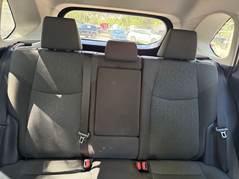 Used 2024 Toyota RAV4 XLE image 32