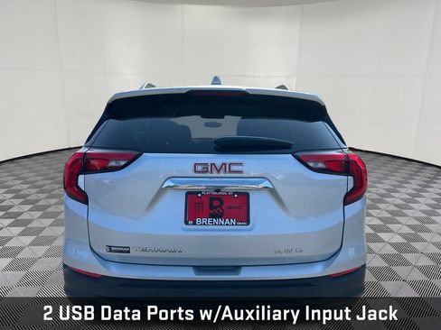 Certified 2018 GMC Terrain SLE w/ Driver Convenience Package AWD/4WD image 4