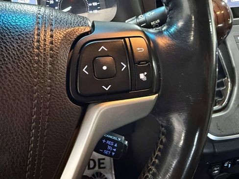 Used 2017 Toyota Sienna Limited AWD/4WD image 28