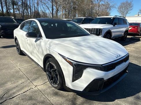 New 2026 Kia K4 GT-Line w/ GT-Line Premium Package image 1