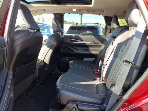Certified 2023 INFINITI QX60 Luxe w/ Cargo Package AWD/4WD image 12