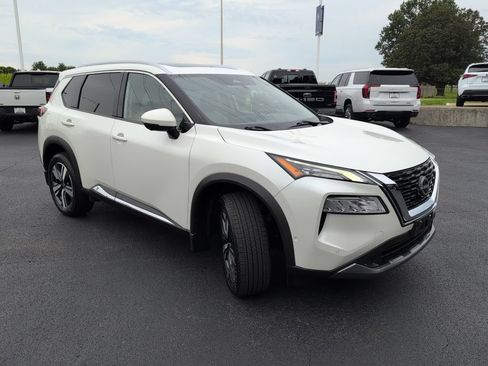 Used 2023 Nissan Rogue SL w/ SL Premium Package AWD/4WD image 7