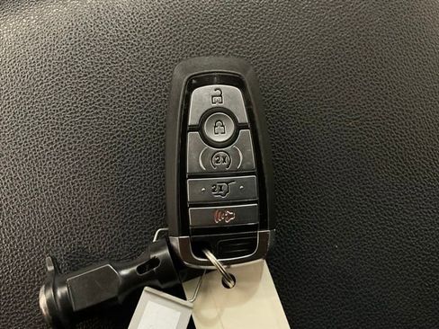 Used 2024 Ford Expedition Max XLT AWD/4WD image 28