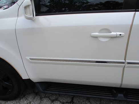 Used 2013 Honda Pilot Touring image 12