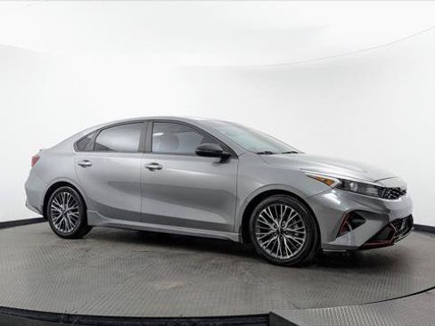 Used 2022 Kia Forte GT-Line w/ GT-Line Premium Package FWD image 11