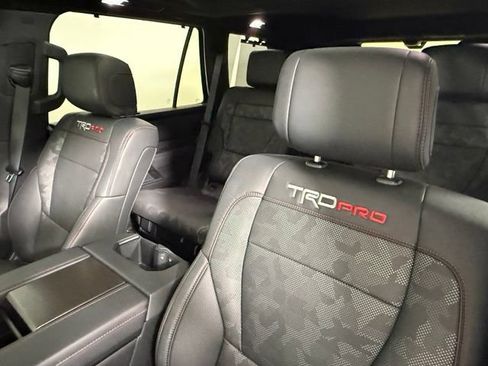 Used 2025 Toyota Sequoia TRD Pro AWD/4WD image 39