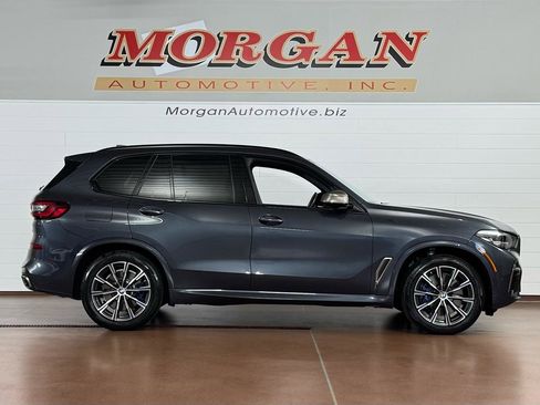 Used 2021 BMW X5 M50i image 2