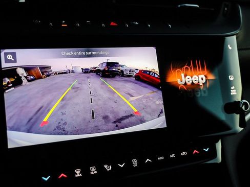 New 2026 Jeep Grand Cherokee Limited w/ Limited Altitude Package image 28