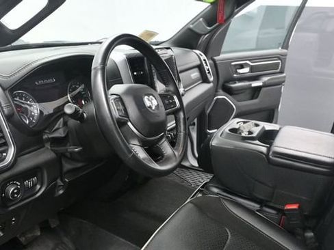 Used 2024 RAM 1500 Laramie AWD/4WD image 14