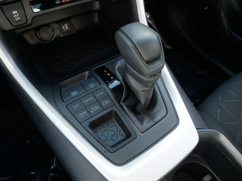 Certified 2025 Toyota RAV4 XLE AWD/4WD image 23