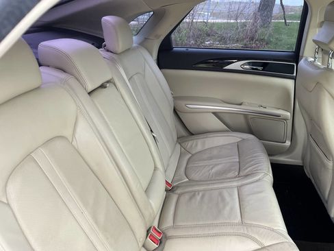 Used 2015 Lincoln MKZ Hybrid w/ Equipment Group 202A Reserve FWD image 30