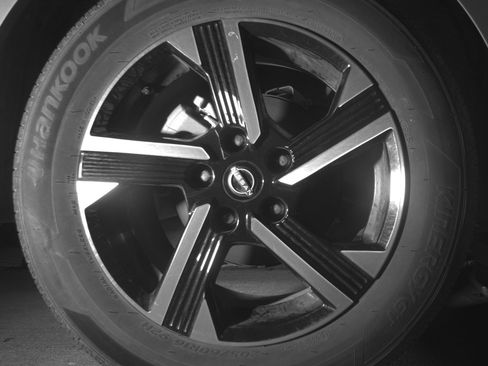 Used 2025 Nissan Sentra SV image 15