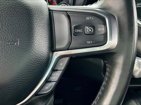 Used 2024 RAM 1500 Laramie image 14