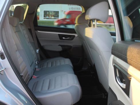 Used 2019 Honda CR-V LX image 17