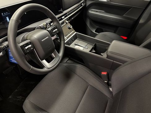New 2026 Hyundai Santa Fe SE FWD image 10