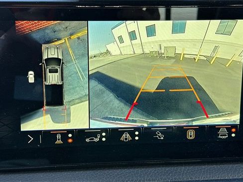 Used 2025 GMC Sierra 3500 Denali image 72