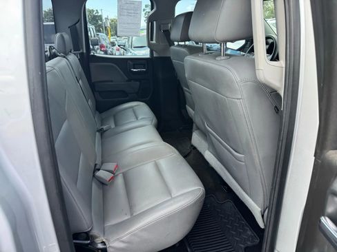 Used 2018 Chevrolet Silverado 1500 W/T RWD image 16