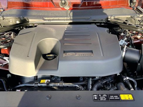 New 2026 Land Rover Defender 130 X-Dynamic SE image 16