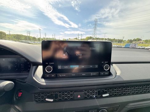 New 2026 Honda Accord SE image 18