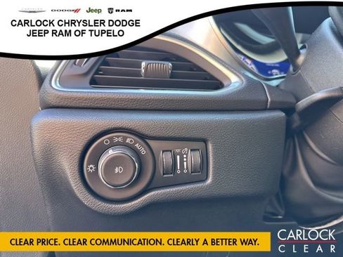 New 2026 Chrysler Pacifica Limited w/ Uconnect Theater Family Group image 8