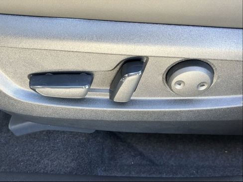 New 2025 INFINITI QX50 Pure image 10