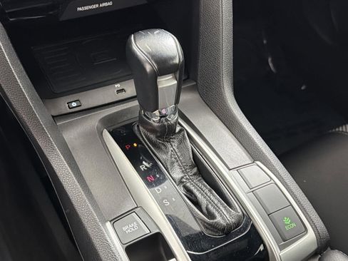 Used 2019 Honda Civic Sport image 16