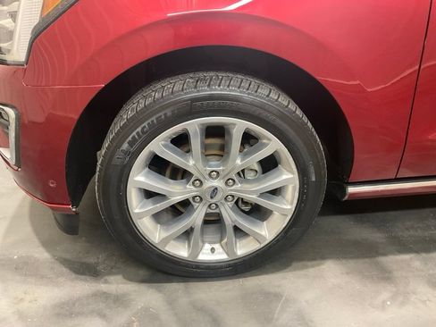 Used 2019 Ford Expedition Max Platinum AWD/4WD image 6