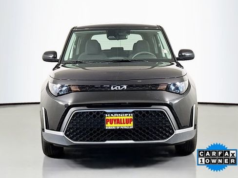 Used 2024 Kia Soul LX image 2