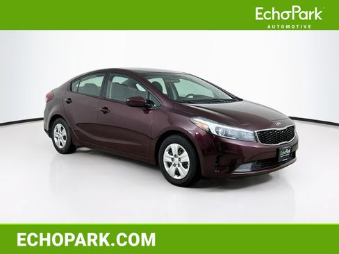 Used 2017 Kia Forte LX FWD image 1