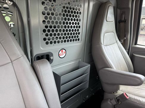 Used 2020 Chevrolet Express 2500 Extended w/ Enhanced Convenience Package RWD image 20