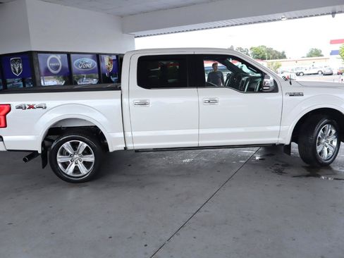 Used 2018 Ford F150 Platinum w/ Equipment Group 701A Luxury AWD/4WD image 4