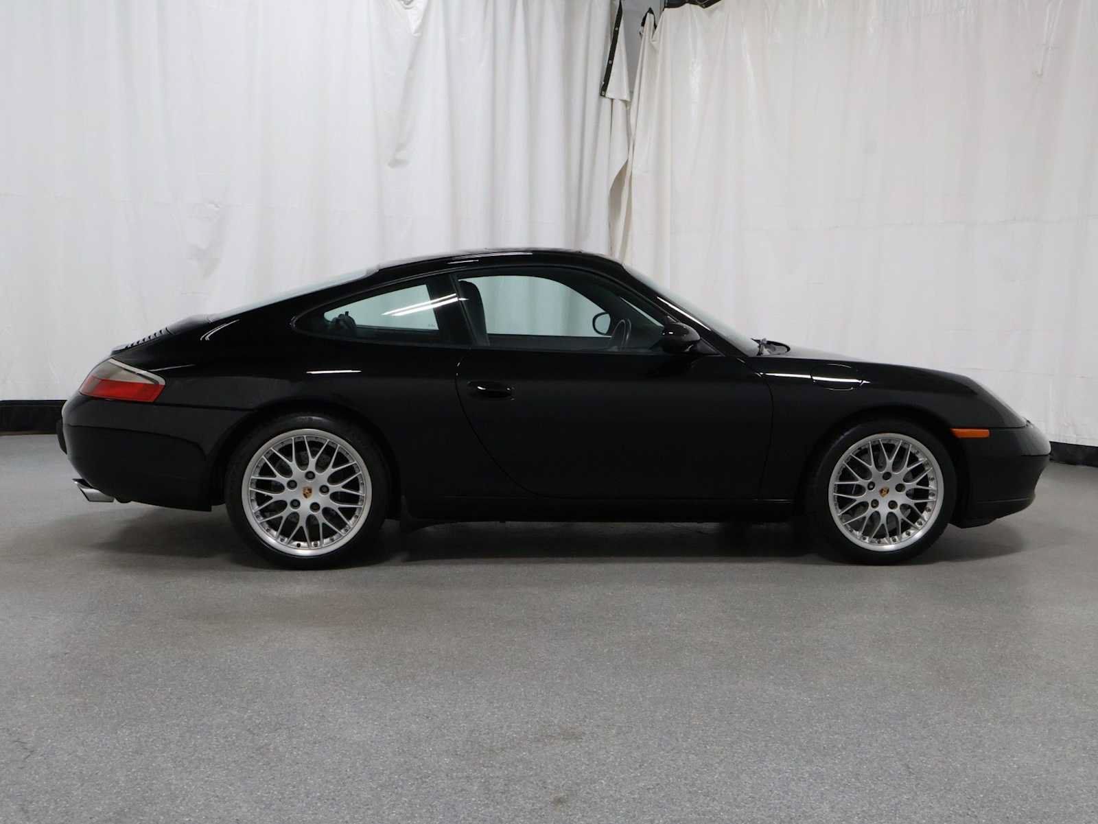 Used 2001 Porsche 911 Carrera 4 AWD/4WD image 10