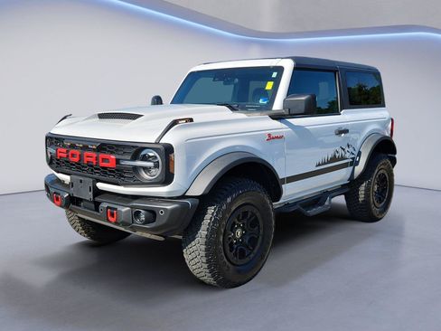 Used 2022 Ford Bronco Big Bend w/ Sasquatch Package AWD/4WD image 7