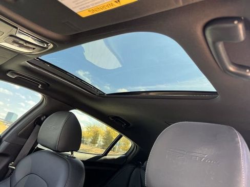 Used 2023 Kia Stinger GT-Line w/ Sun & Sound Package image 21