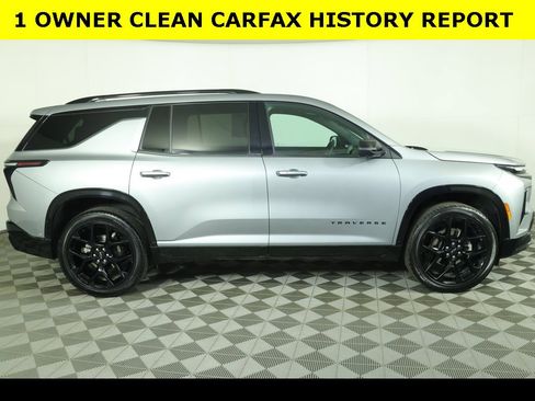 Used 2024 Chevrolet Traverse RS w/ LPO, Floor Liner Package image 5