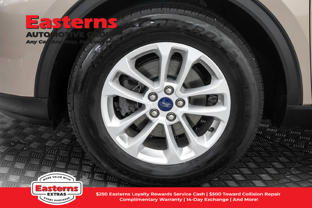 Used 2020 Ford Escape SE AWD/4WD image 33