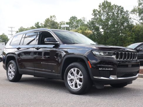Used 2022 Jeep Grand Cherokee L Limited AWD/4WD image 7