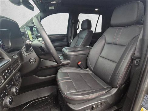 Used 2022 Chevrolet Tahoe RST w/ Sport Performance Package AWD/4WD image 17