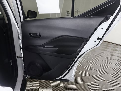 Used 2023 Nissan Kicks S image 22