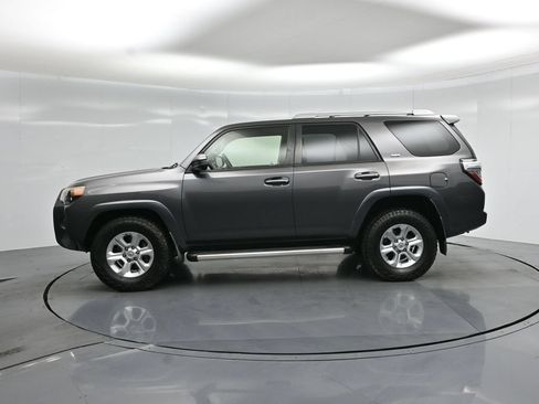 Used 2014 Toyota 4Runner SR5 RWD image 25